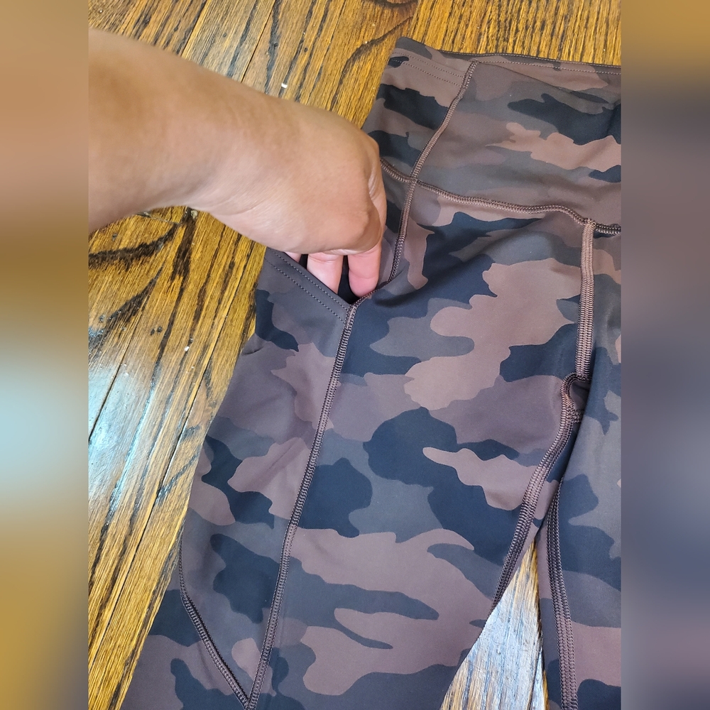Lululemon Invigorate High Rise Military Print Leggings - Picture 5 of 9